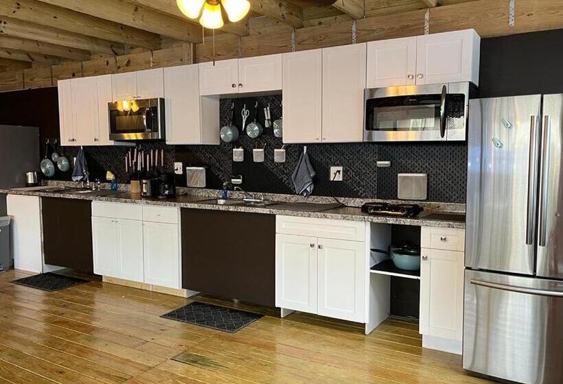 הוסטל Blue Little Havana