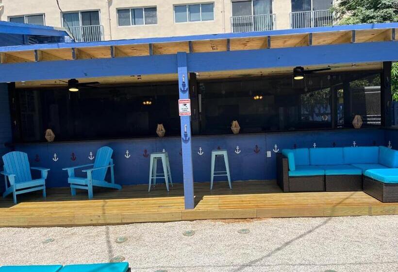 הוסטל Blue Little Havana