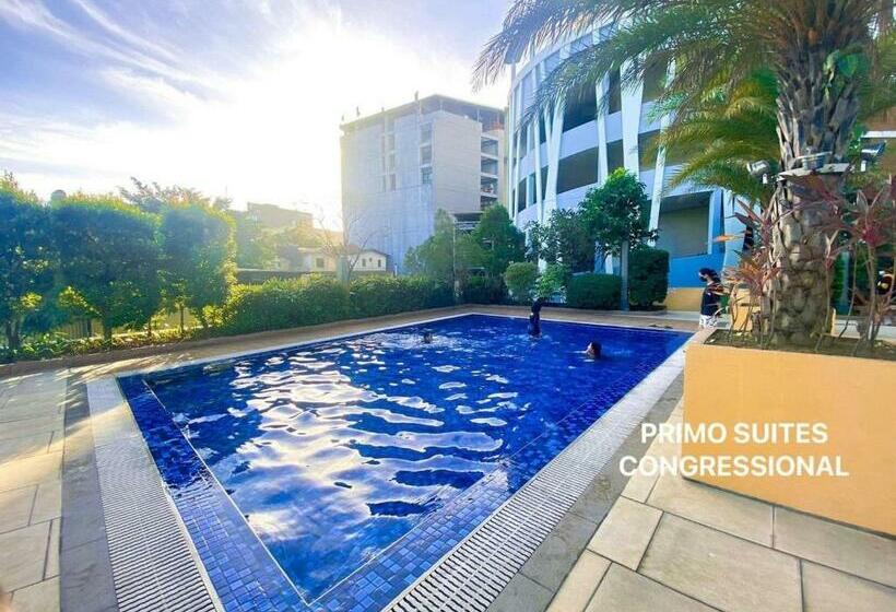 הוסטל Primo Suites Congressional