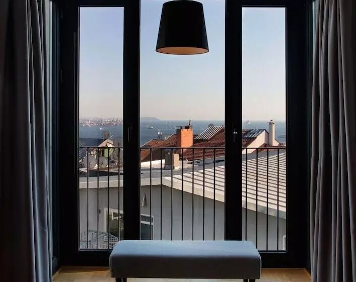 Ando Living   Taksim Gumussuyu Townhouse