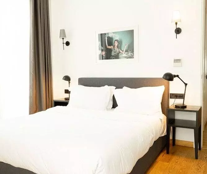 Ando Living   Taksim Gumussuyu Townhouse