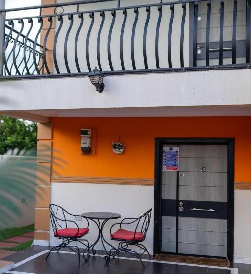 فندق Brynx Haven Adenta, Accra