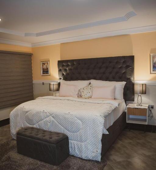 فندق Brynx Haven Adenta, Accra