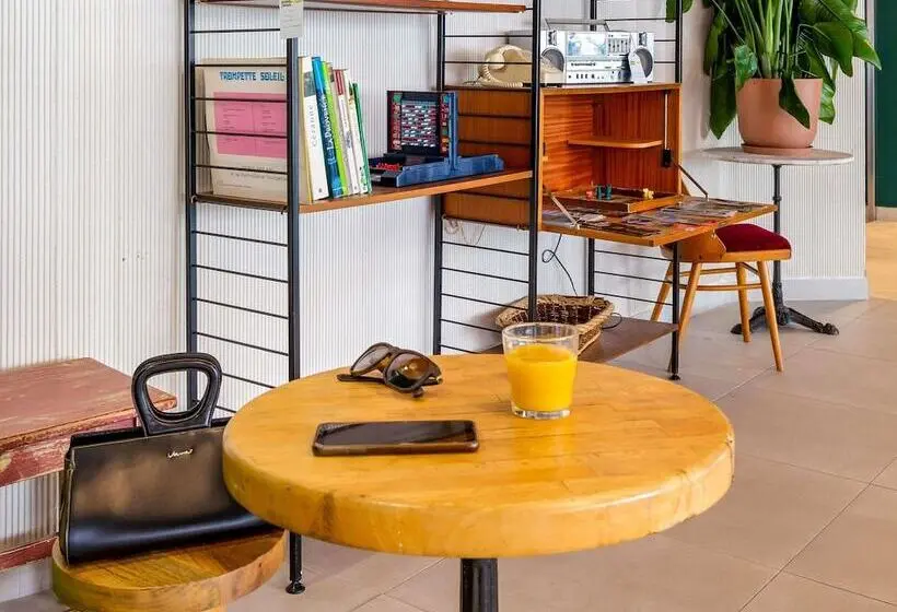 هتل Ibis Styles Salon De Provence