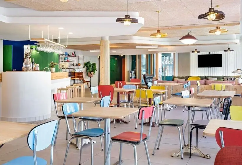 هتل Ibis Styles Salon De Provence