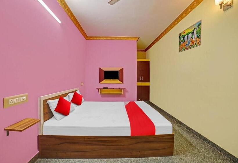 فندق Oyo Flagship 81186 Pns Royals