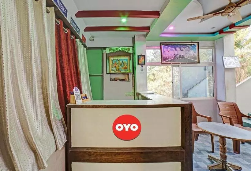 Hotelli Oyo Flagship 81186 Pns Royals