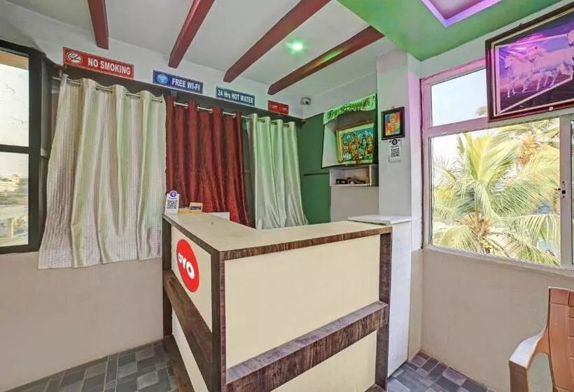 Hotelli Oyo Flagship 81186 Pns Royals