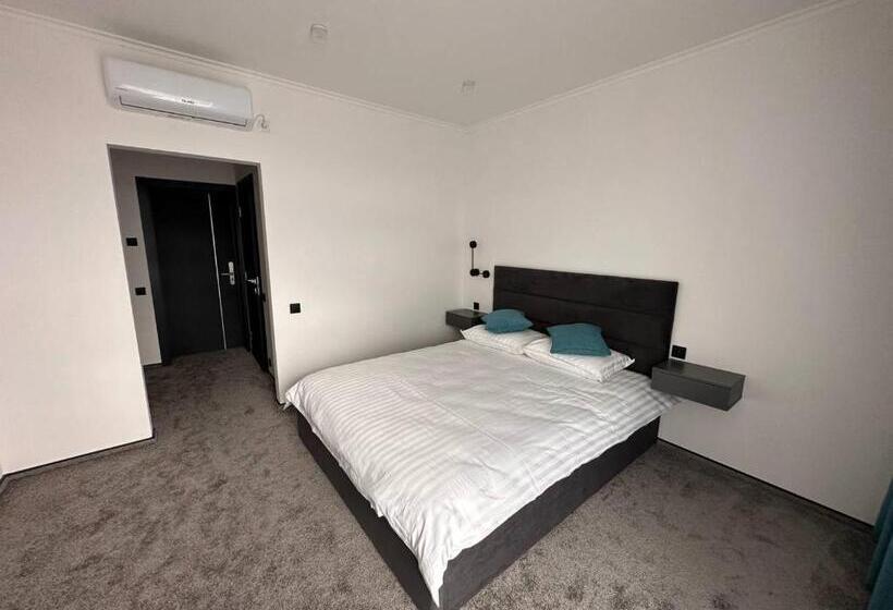 ホテル Royal Wood