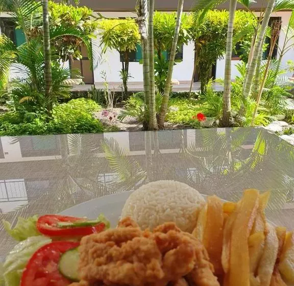 ホテル Rupa Rupa