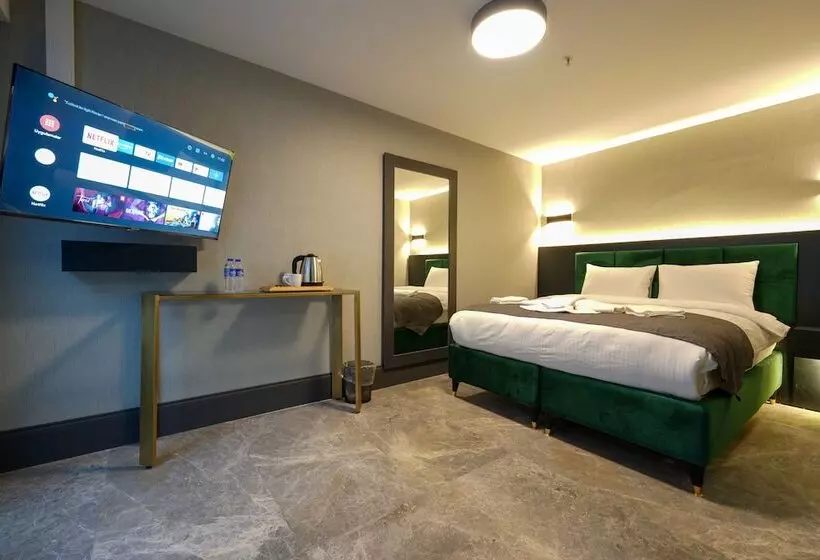 ホテル Kurucesme Business