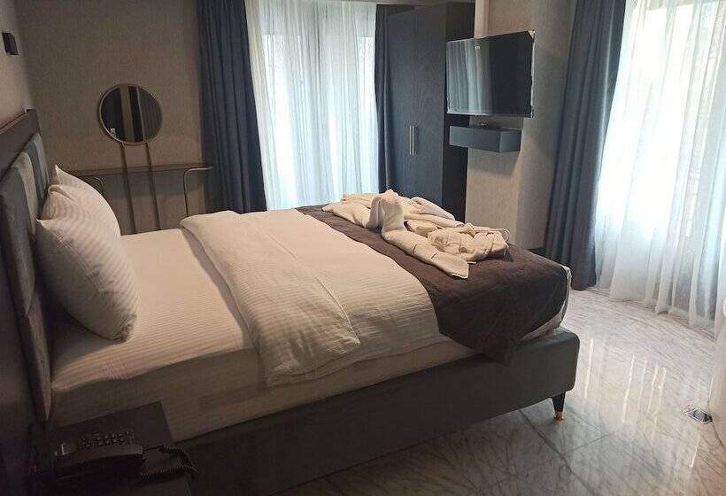 בית מלון כפרי Kurucesme Business