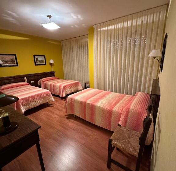 بنسيون Hostal El Chocolatero