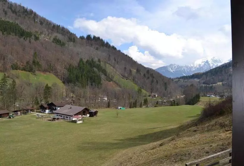 هتل Alpenresi