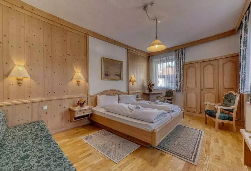 Hotelli Bayerischer Hof