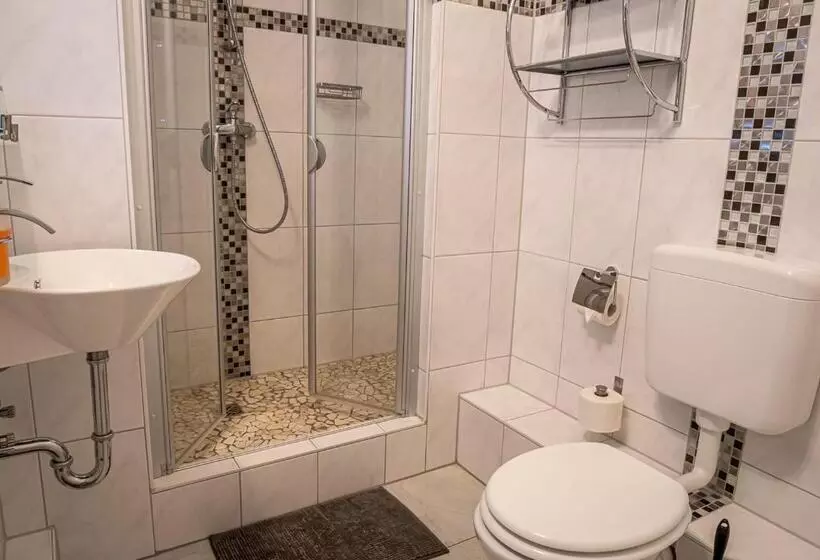 Hotelli Bouzid   Laatzen