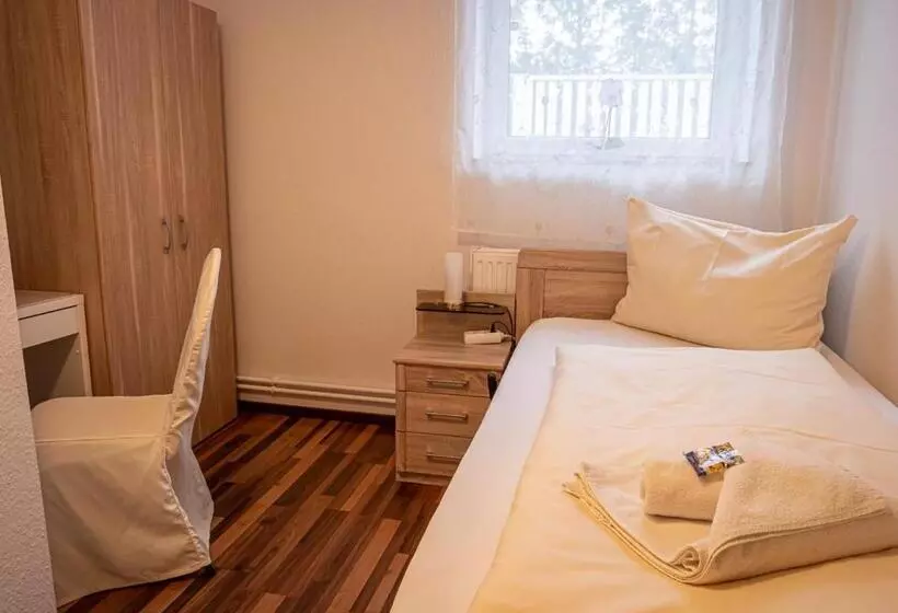 Hotelli Bouzid   Laatzen