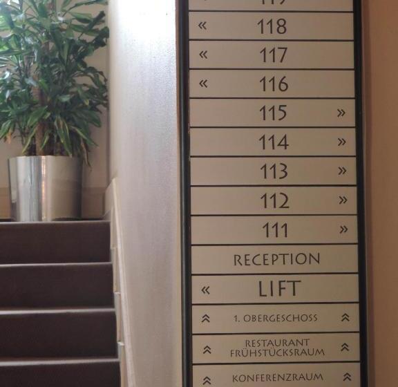 Отель Carl Von Clausewitz