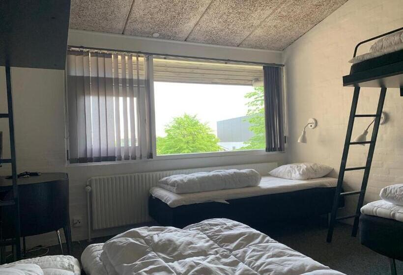 فندق Dana Cup Sportscenter