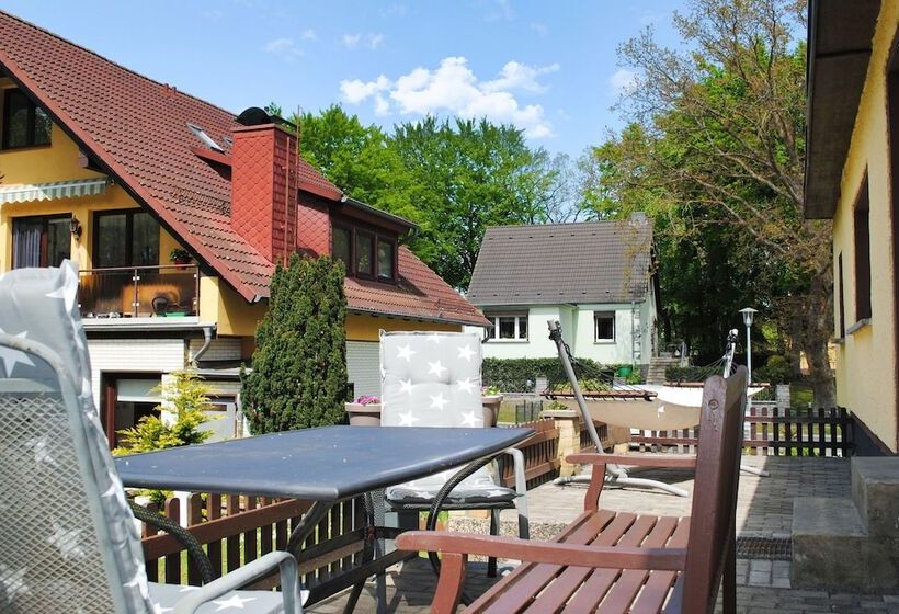 בית מלון כפרי Ferienhus Baabe