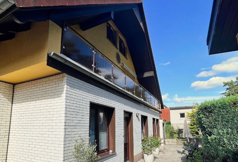 בית מלון כפרי Ferienhus Baabe