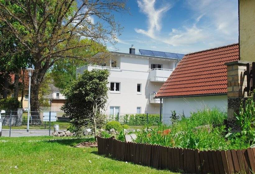 בית מלון כפרי Ferienhus Baabe