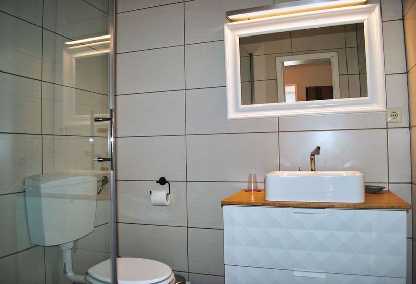 בית מלון כפרי Ferienhus Baabe