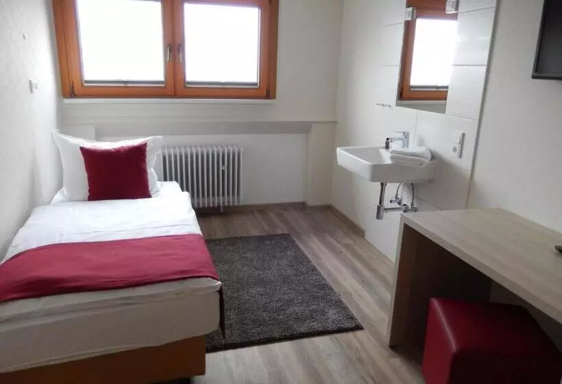 Hotelli Gasthaus Wollscheid