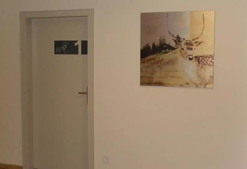 Hotelli Gasthaus Wollscheid