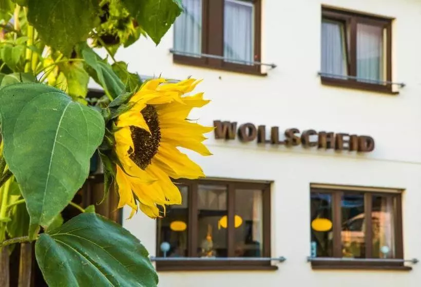 Hotelli Gasthaus Wollscheid