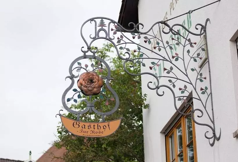 ホテル Gasthof Zur Rose
