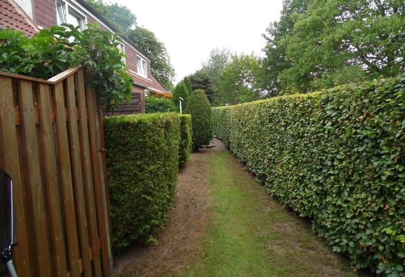 فندق Gästehaus Nis Puk Und Ferienwohnungen