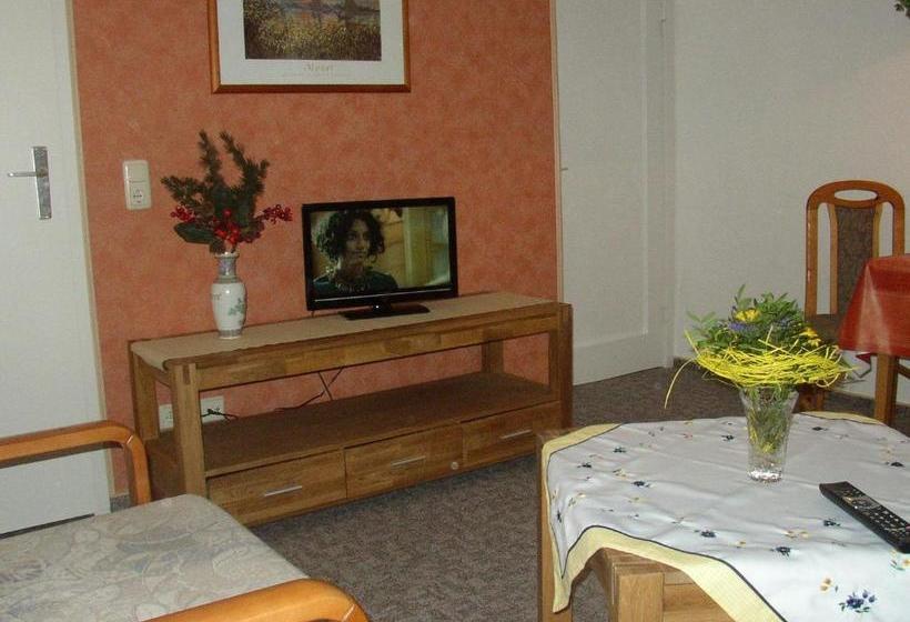 فندق Gästehaus Nis Puk Und Ferienwohnungen