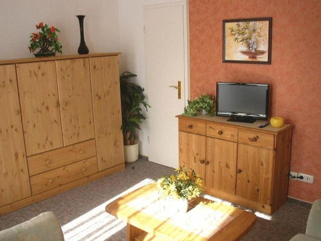 فندق Gästehaus Nis Puk Und Ferienwohnungen