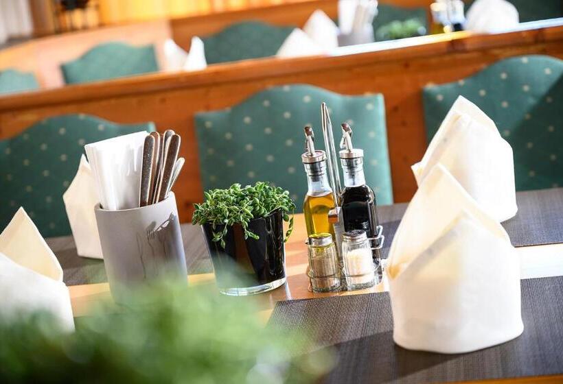 ホテル Olympia Schießanlage