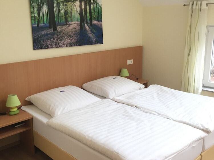 酒店 Pension Im Wirtshaus Himberg