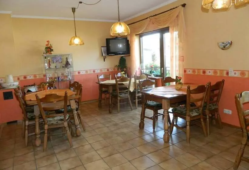 Hotelli Pension Wendland