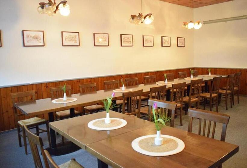 Hotelli Ratsstuben Kalbe