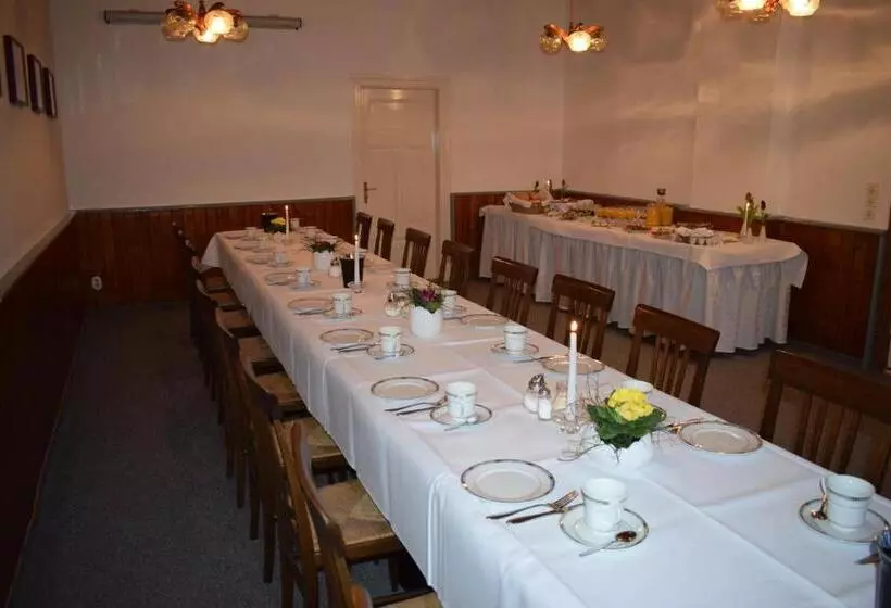 Hotelli Ratsstuben Kalbe