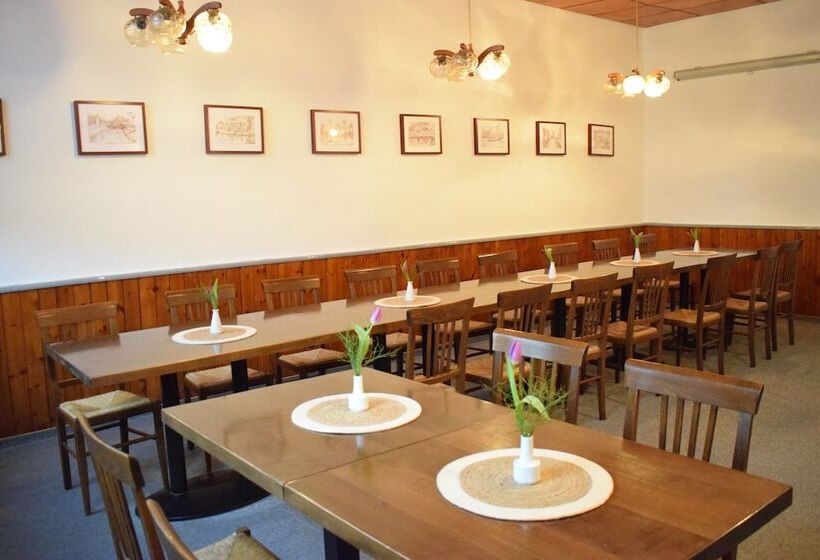 Hotelli Ratsstuben Kalbe