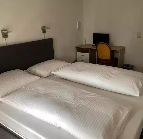 Hotelli Restaurant Germania