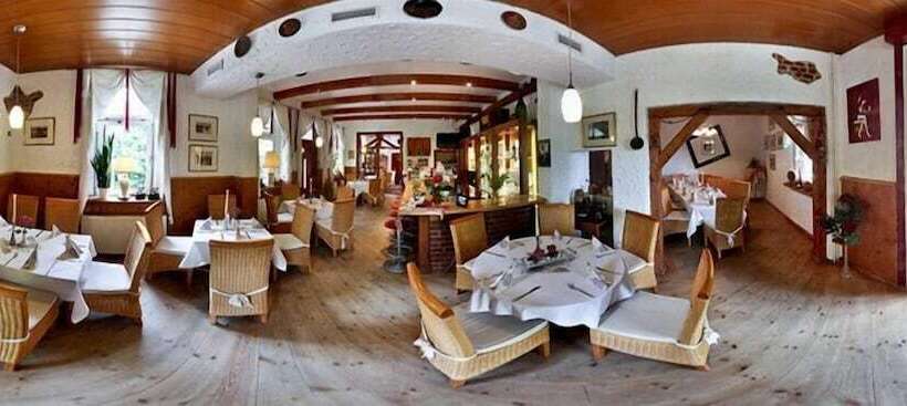 酒店 Restaurant & Pension Bellevue