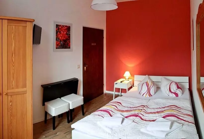 ホテル Restaurant & Pension Bellevue