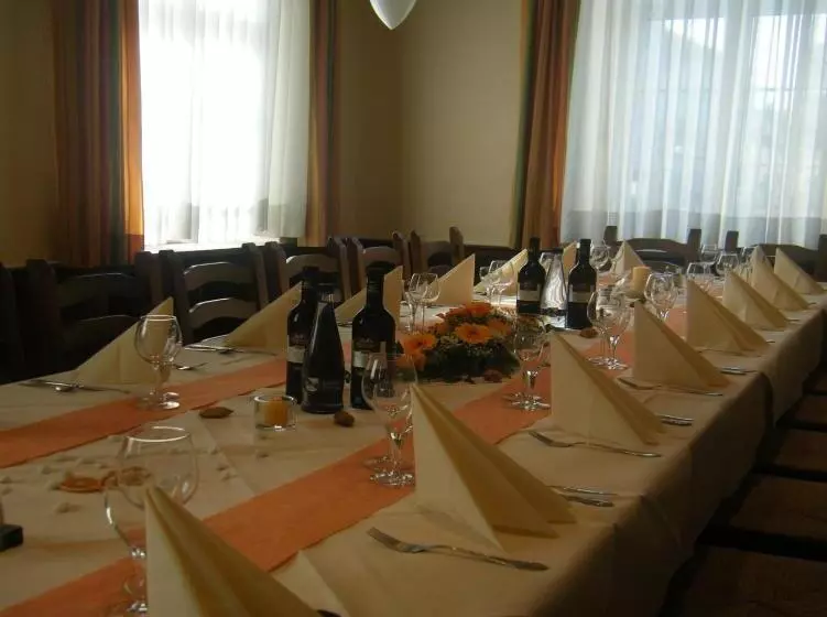 Hotelli Restaurant Schwert