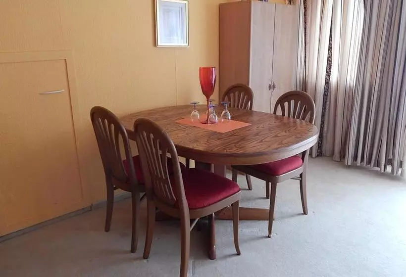 Hotelli Schloss Silberberg