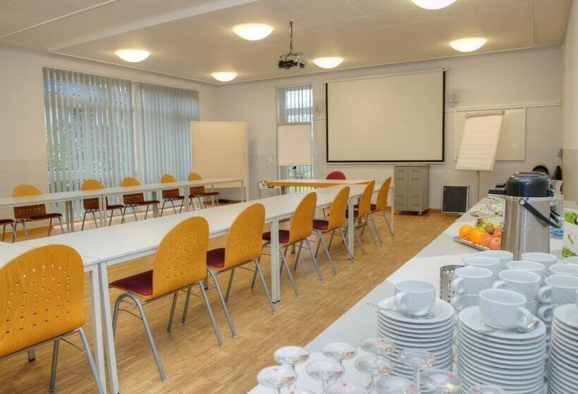 酒店 Tat Tagungs Und Gästehaus