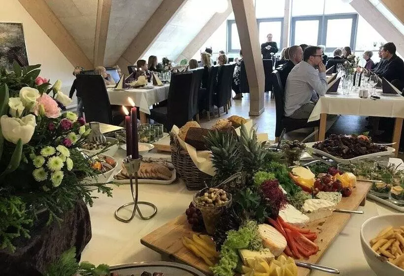 هتل Tollundgaard Golf Park