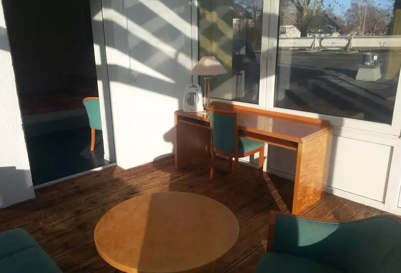 Hotelli Zur Sportsbar