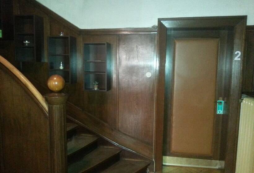 Отель Zur Sportsbar