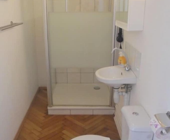 Отель Zur Sportsbar